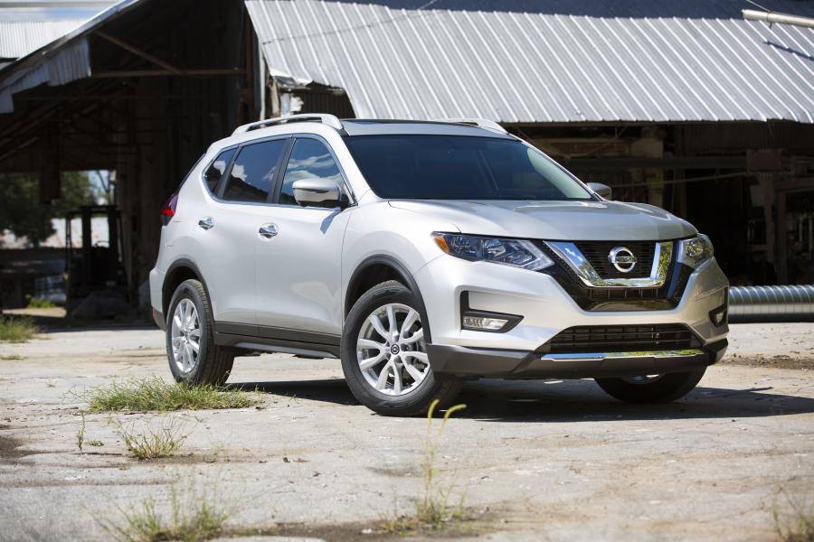  Nissan Rogue (T32) 2016 года  (фото 2 из 40)